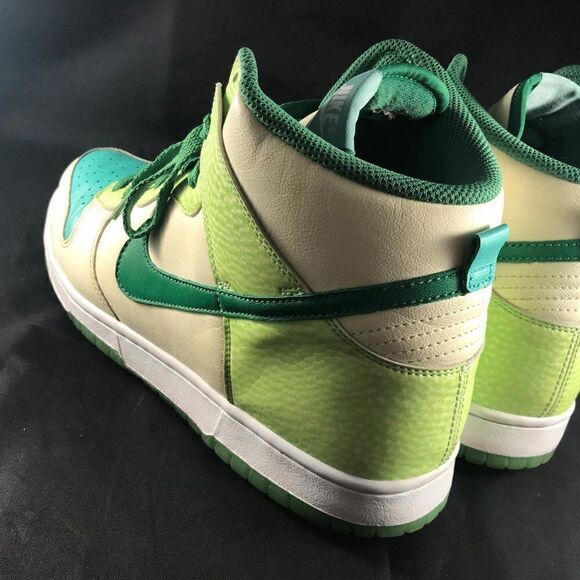 Dunk High Premium 'Glow In The Dark 2' - Nike 11 - Picture 3 of 8